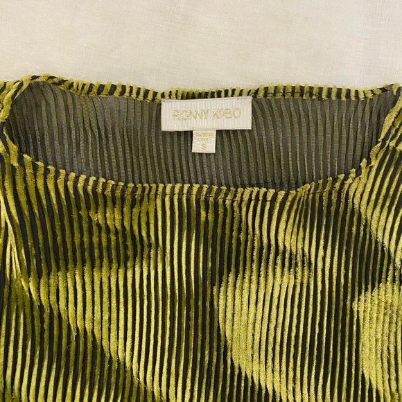 Ronny Kobo top S - Picture 2 of 2